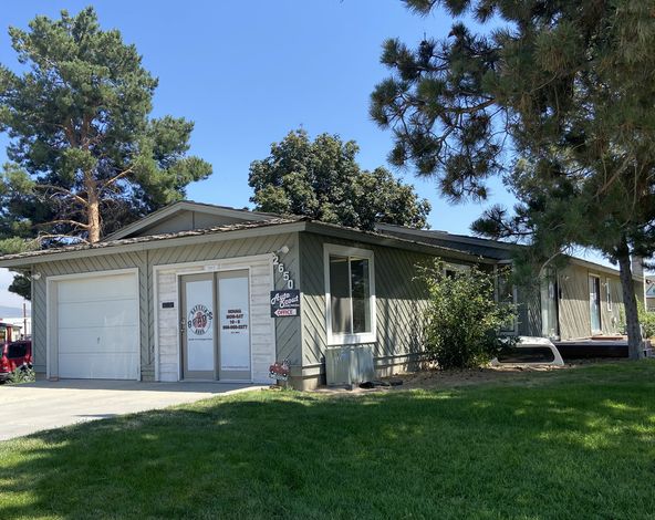 Murphy Storage: 2650 S Cole Rd, Boise, ID 83709